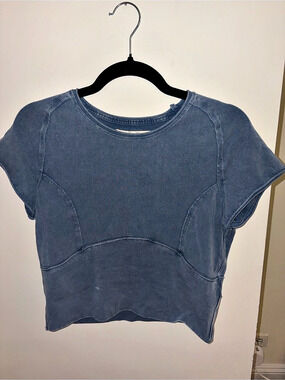 We The Free Blue Raw Hem Short Sleeve Top Size Large
